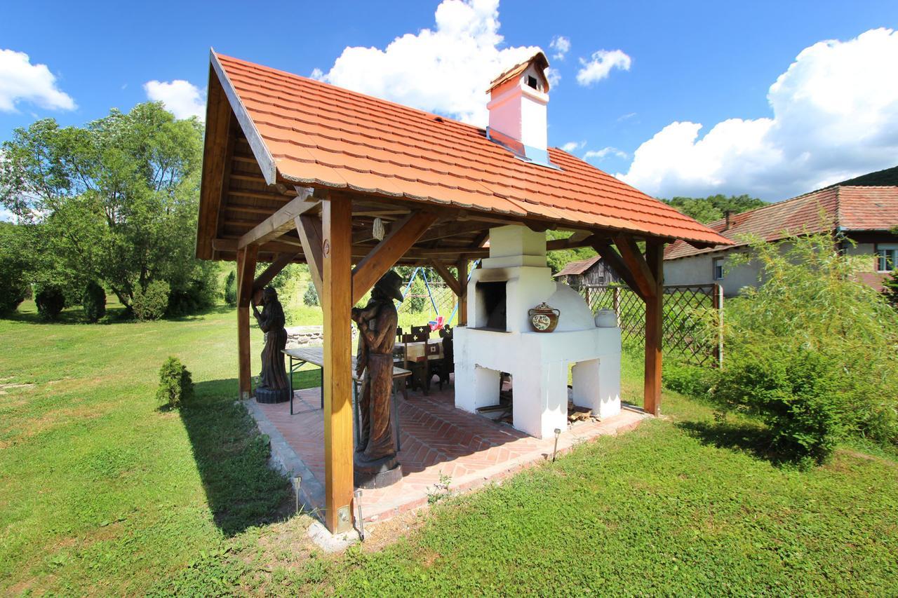 Felso Fogado Bed & Breakfast Felsotold Ngoại thất bức ảnh