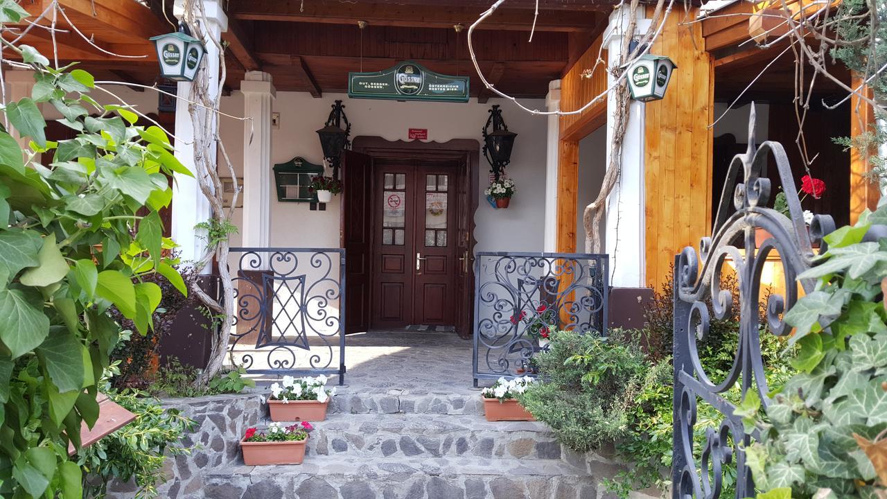 Felso Fogado Bed & Breakfast Felsotold Ngoại thất bức ảnh